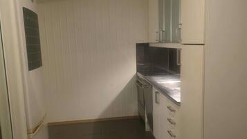 Apartment, 2 Bedrooms, Smoking | Interior