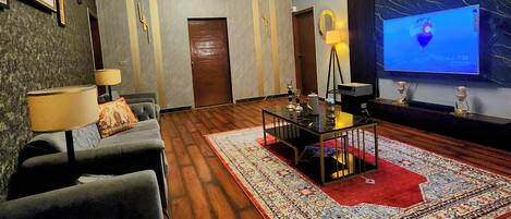 Télévision, cheminée