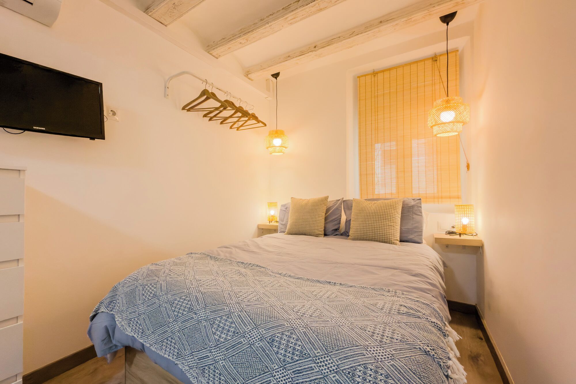 1 bedroom, iron/ironing board, Internet, bed sheets