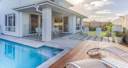 Sugar Shore Retreat!