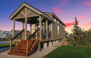 Exterior - Rancho Relaxo - On the 290 Wine Trail (Fredericksburg)