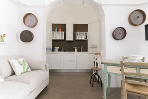 Appartement, 1 chambre | Cuisine privée | Bouilloire électrique