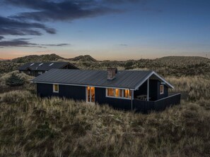 House | Exterior - 5 Star Holiday Home in Ringkobing (Ringkobing)