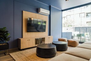 Télévision, espaces bureaux