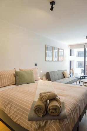 Fer et planche à repasser, Wi-Fi, draps fournis