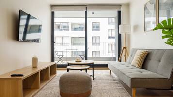 Televisión y oficina