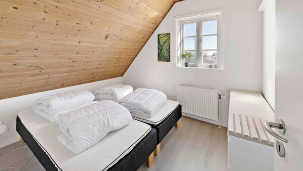 Unclassified image, 1 of 21, button - 5 Star Holiday Home in Aakirkeby (Akirkeby)