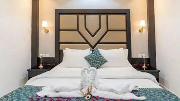 In-room safe, blackout curtains, soundproofing, iron/ironing board