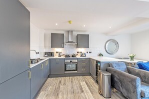 Electric kettle, toaster - Charles House by Guestz (Preston)