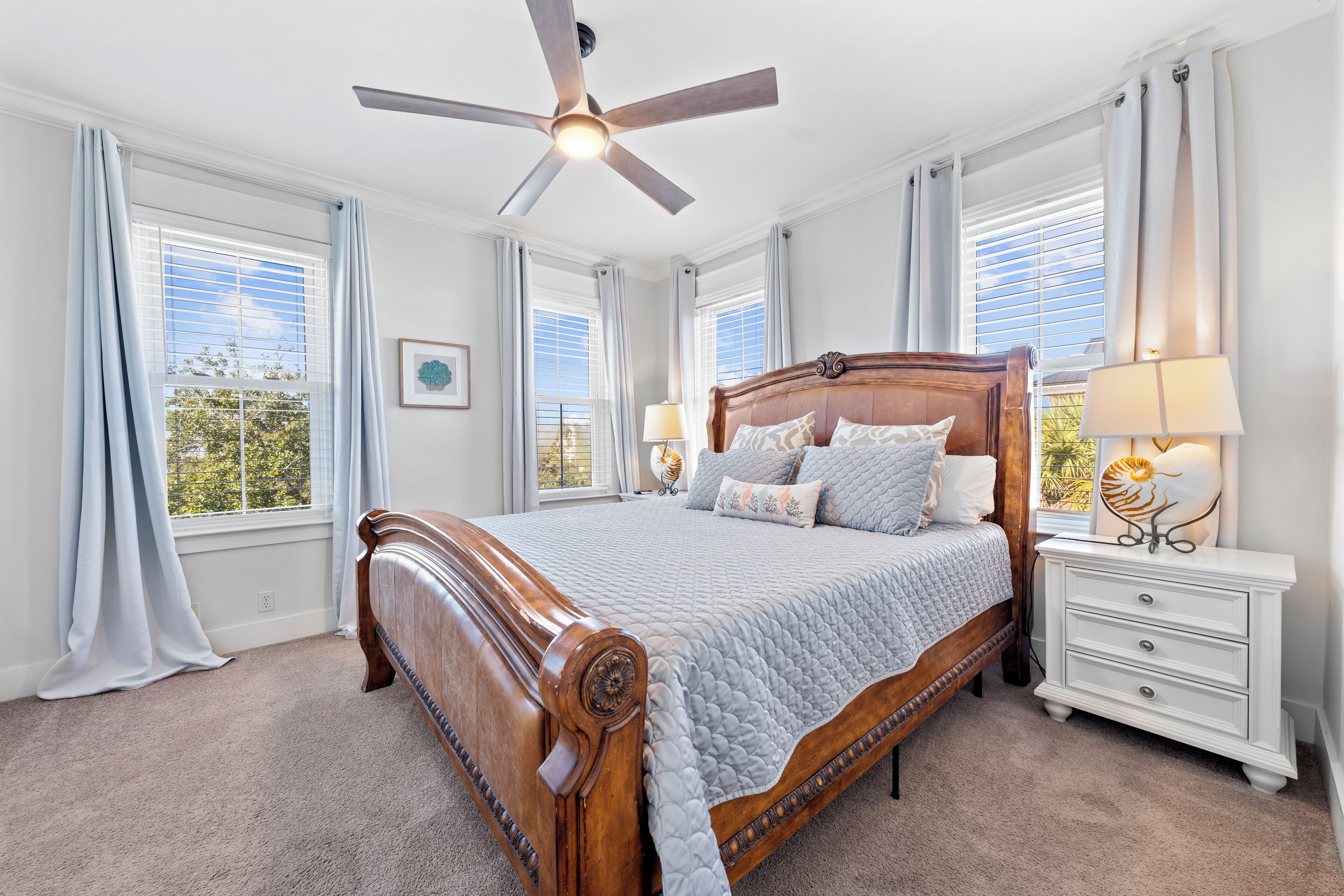 Exclusive House, 5 Bedrooms, Patio | Individually decorated, individually furnished, iron/ironing board