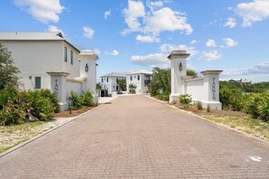 Exterior - Sunset Cottage (Orange Beach)