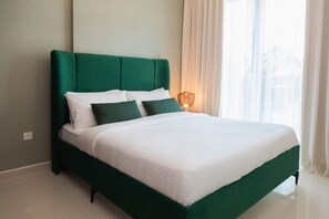 1 bedroom, in-room safe, iron/ironing board, free WiFi