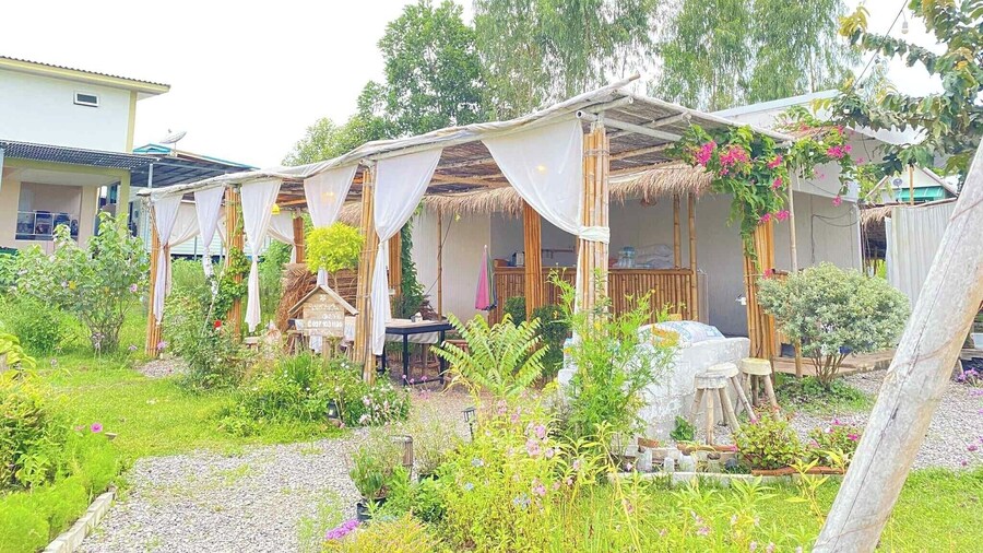 Nai Suan Phan Resort