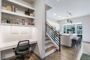 Interior - Peaceful Modern Townhome | Water Campus (Baton Rouge)