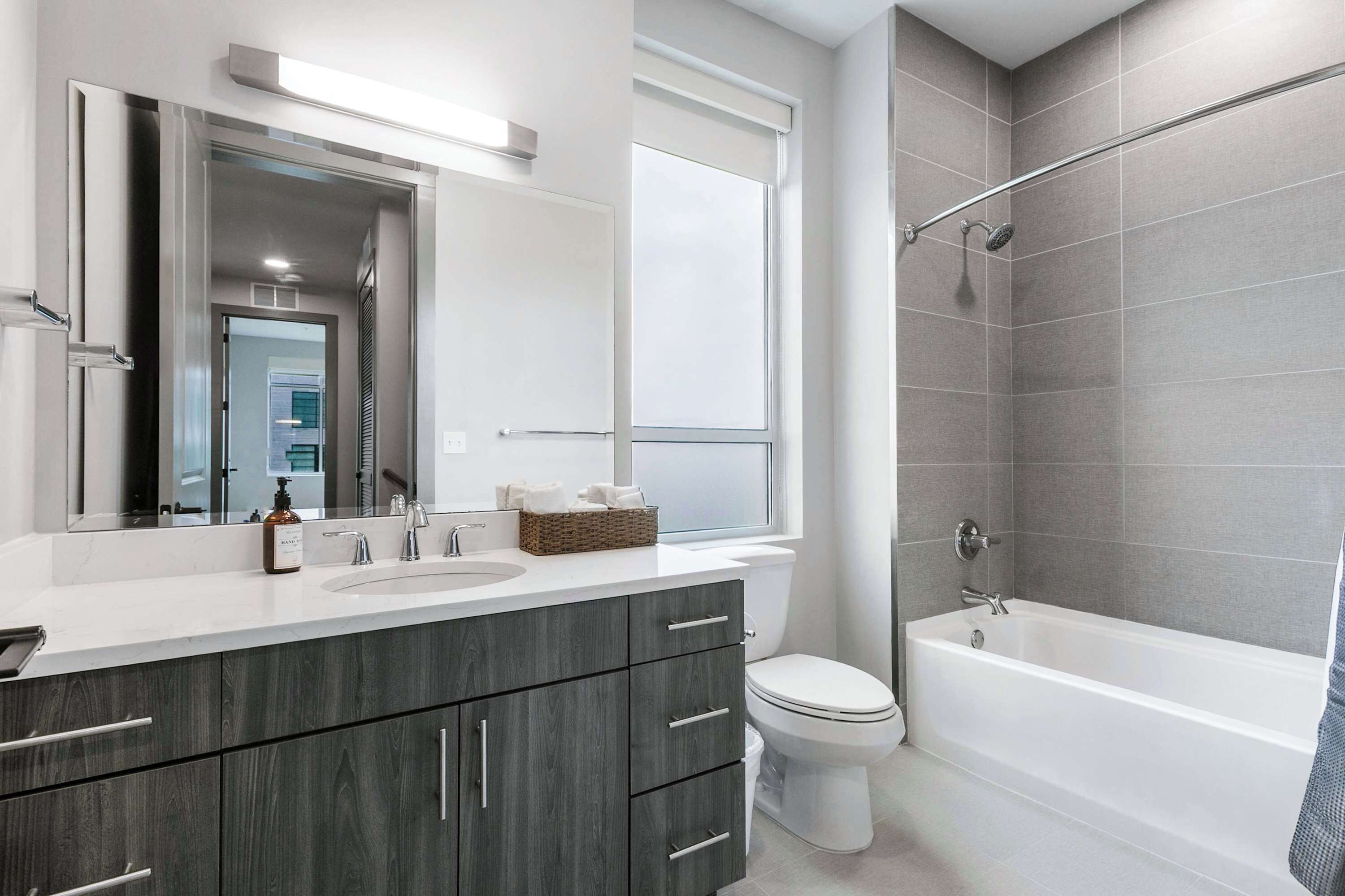 Doccia, asciugacapelli, asciugamani