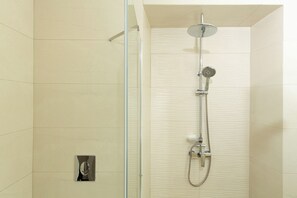 Shower, hair dryer, towels, soap - The Zen by Corfuescapes (Kerkira)