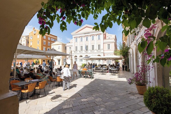 Ristorazione all'aperto