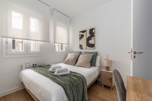 1 slaapkamer, een strijkplank/strijkijzer, gratis wifi