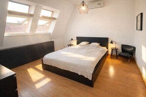 Fer et planche à repasser, Wi-Fi, draps fournis