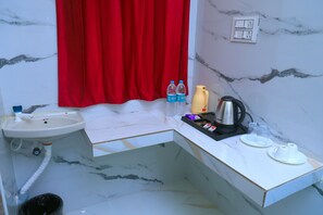 Deluxe Üç Kişilik Oda | Özel mutfak