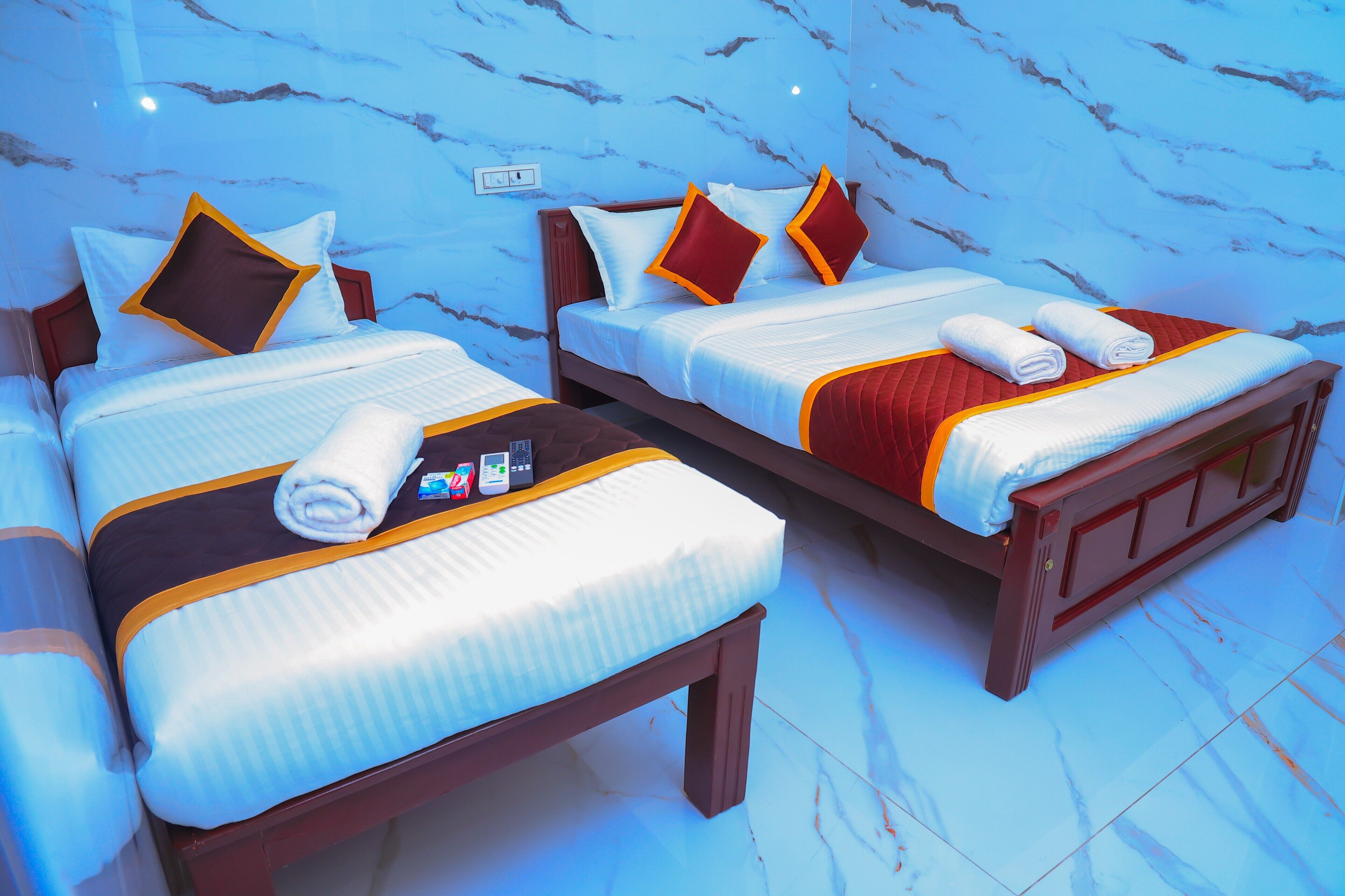 Deluxe Triple Room | Bed sheets