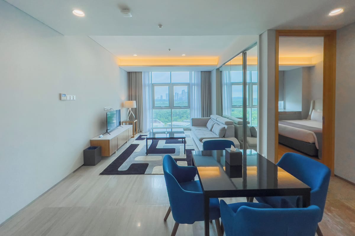 BOTANIC STANDARD 1 BEDROOM | Individuell dekoriert, individuell eingerichtet, Schreibtisch