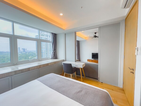 BOTANIC STANDARD 1 BEDROOM | デスク、ノートパソコン用作業スペース、WiFi (無料)、客室ごとに異なる装飾