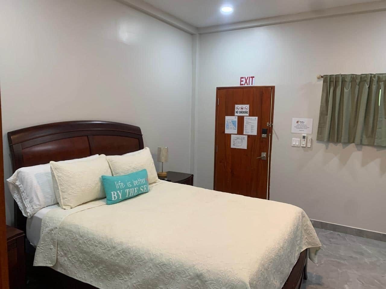 1 bedroom, in-room safe, iron/ironing board, WiFi