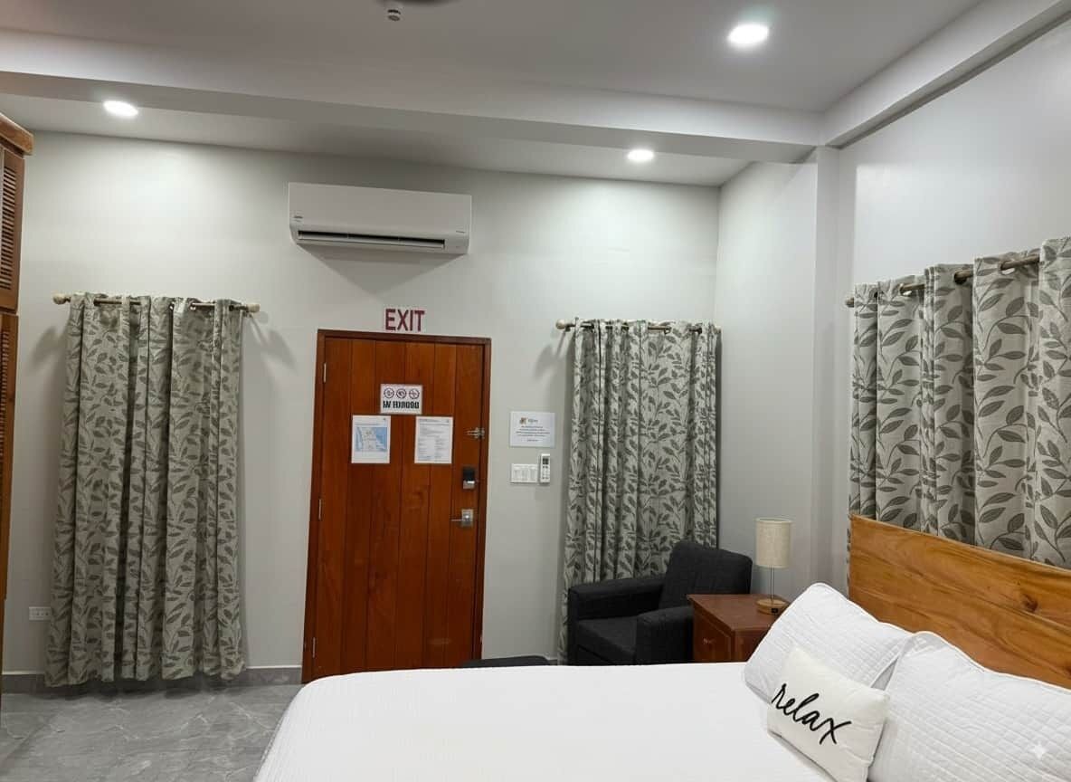 1 bedroom, in-room safe, desk, iron/ironing board