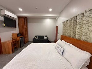 1 室のベッドルーム、セーフティボックス (室内)、アイロン / アイロン台、WiFi