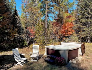 مغطس سبا خارجي