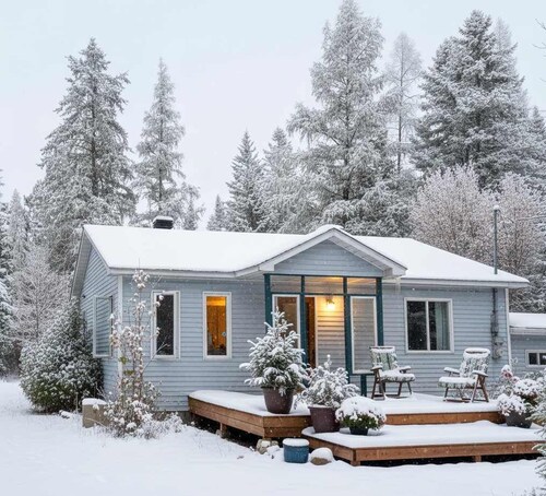 Spa, Lake & Near Ski Resort | Havres aux Bleuets