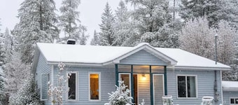 Spa, Lake & Near Ski Resort | Havres aux Bleuets