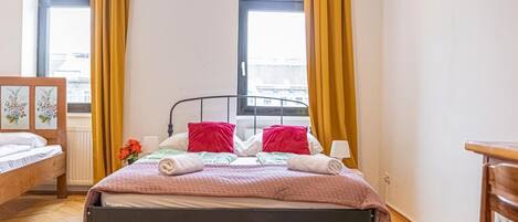 1 habitación, wifi y ropa de cama