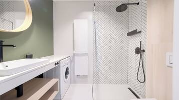 Departamento (43) | Baño | Regadera y toallas