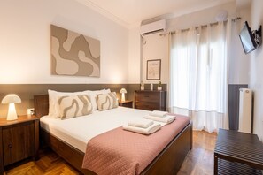 1 chambre, fer et planche à repasser, Wi-Fi, draps fournis