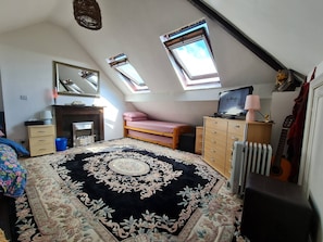 Dortoir partagé, 1 chambre, vue sur le jardin | 1 chambre