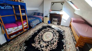 Dortoir Partagé, 1 chambre, vue jardin | 1 chambre