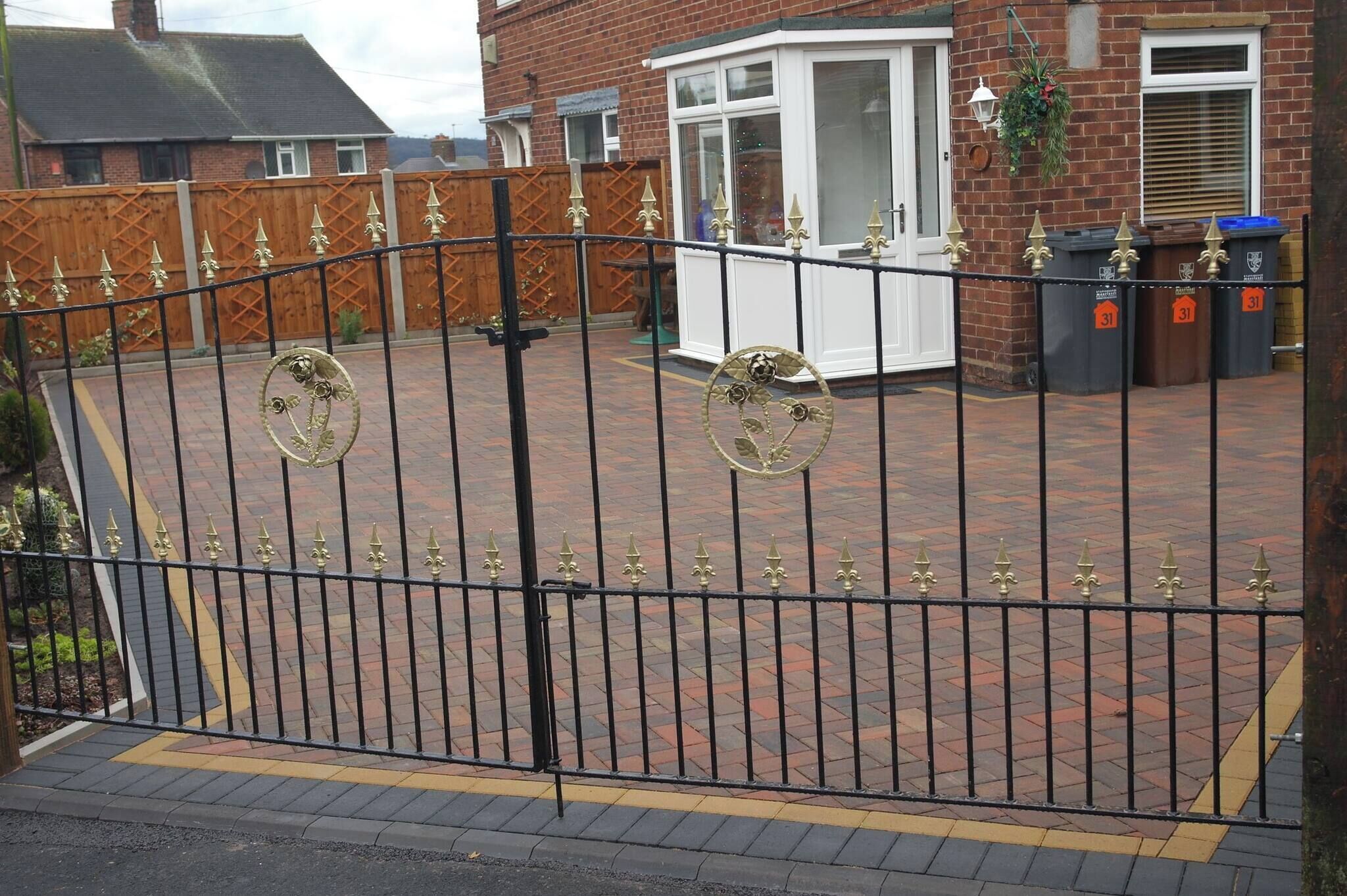 Shared Dormitory, 1 Bedroom, Garden View | Property grounds