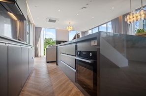 Vila (4 Bedrooms) | Planta do andar