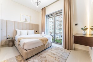 2 bedrooms, in-room safe, iron/ironing board, free WiFi
