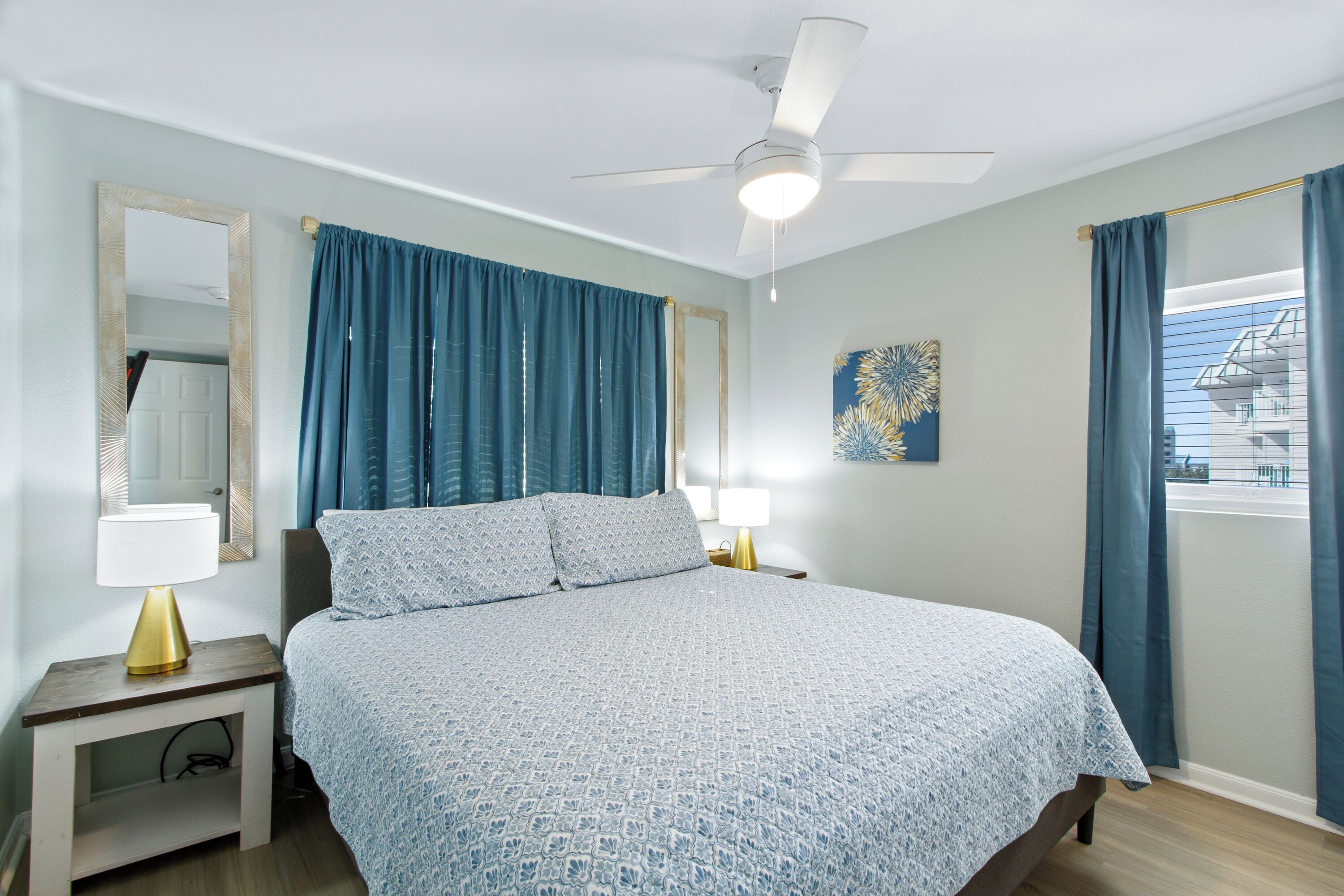 Signature Condo, 2 Bedrooms, Kitchen, Beach View | Individually decorated, individually furnished, iron/ironing board