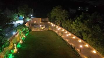 3BHK Entire Villa With Swimming Pool | Garden view