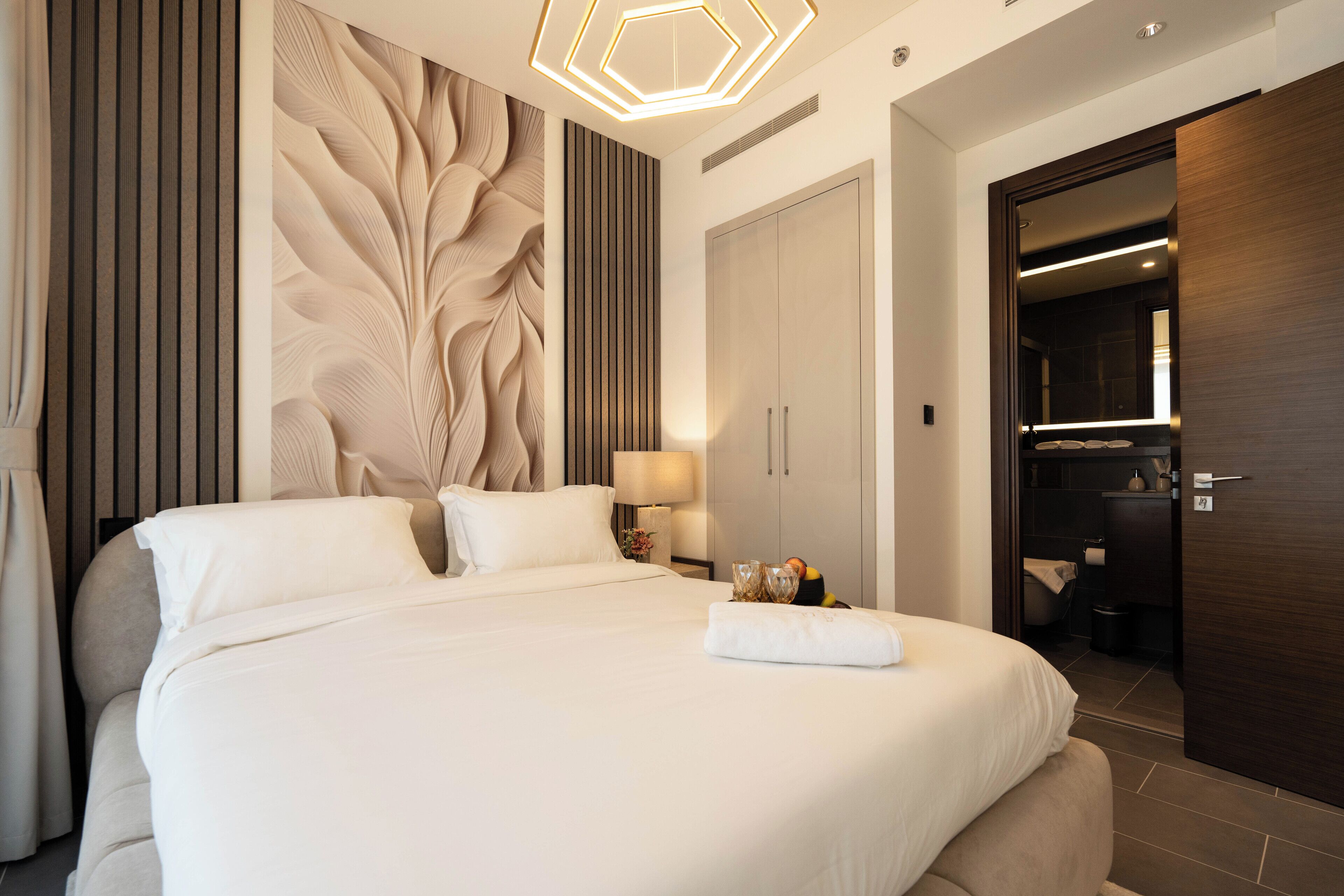 Deluxe Apartment, City View