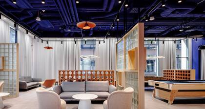 Sky Airport Aparthotel