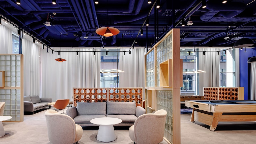 Sky Airport Aparthotel