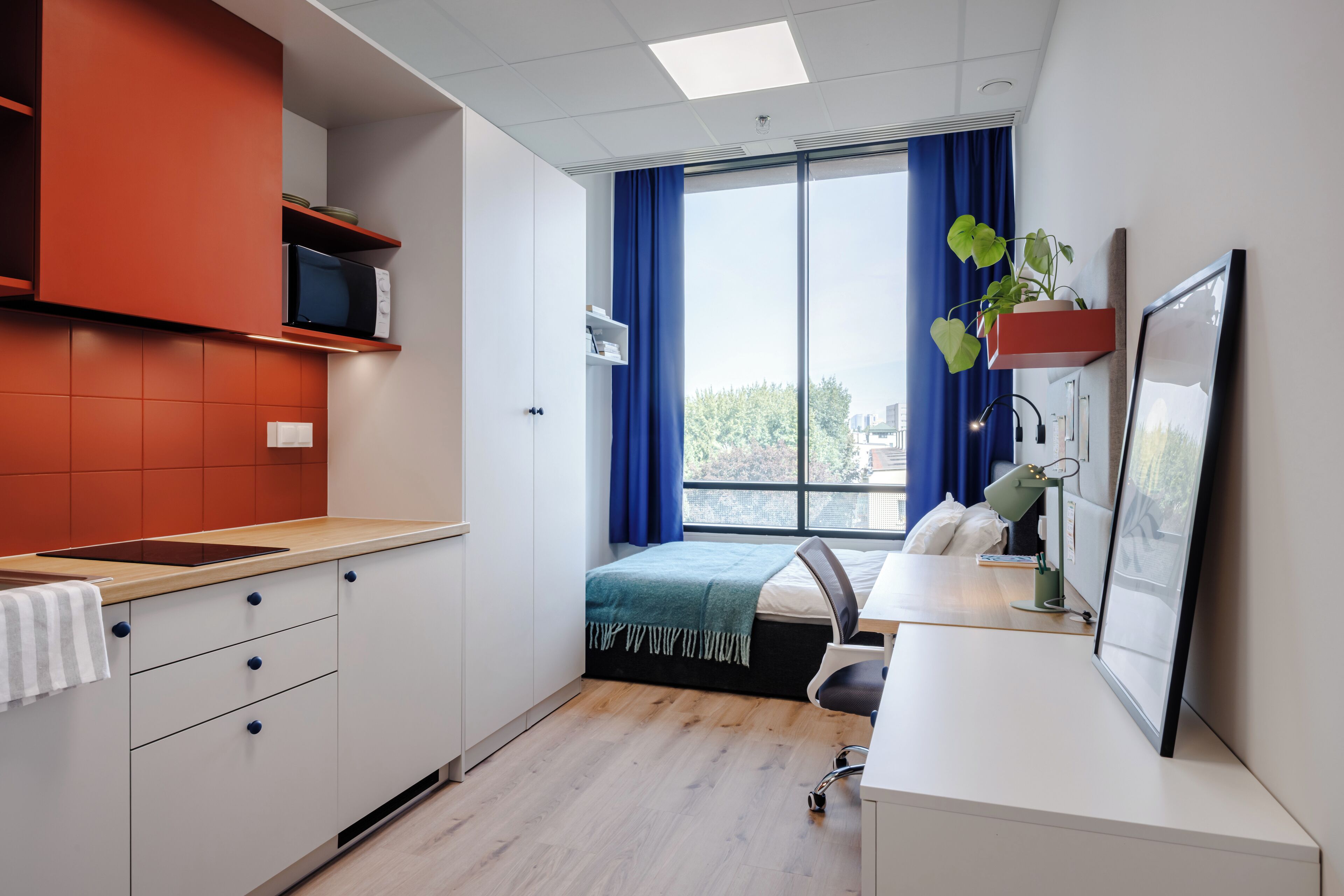 Kahden hengen huone | Työpöytä, kannettavalle tietokoneelle sopiva työtila, ilmainen Wi-Fi