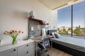 Double Room | Desk, laptop workspace, free WiFi