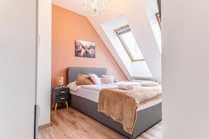 1 bedroom, WiFi, bed sheets - Beautiful Room near Hauptbahnhof | Air conditioned (Vienna)