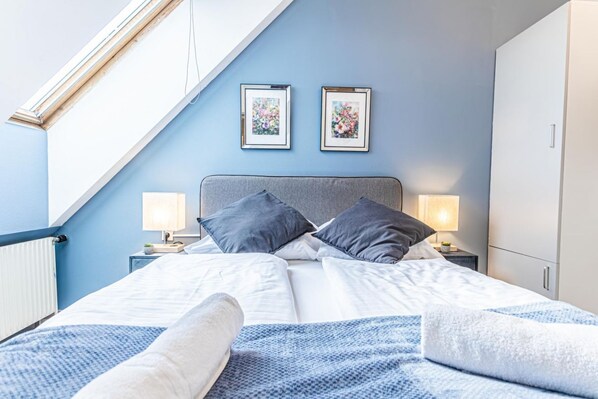 1 bedroom, WiFi, bed sheets